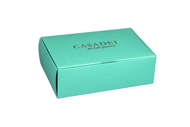 Cofanetto in cartone verde acqua 10x7x5 cm.