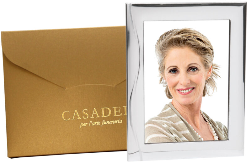 Cornice portafoto in metallo "Collezione Mascagni" con scatola gold antico personalizzata