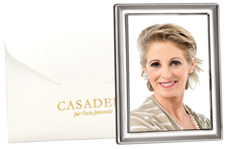 Cornice portafoto in metallo con scatola dorè personalizzata