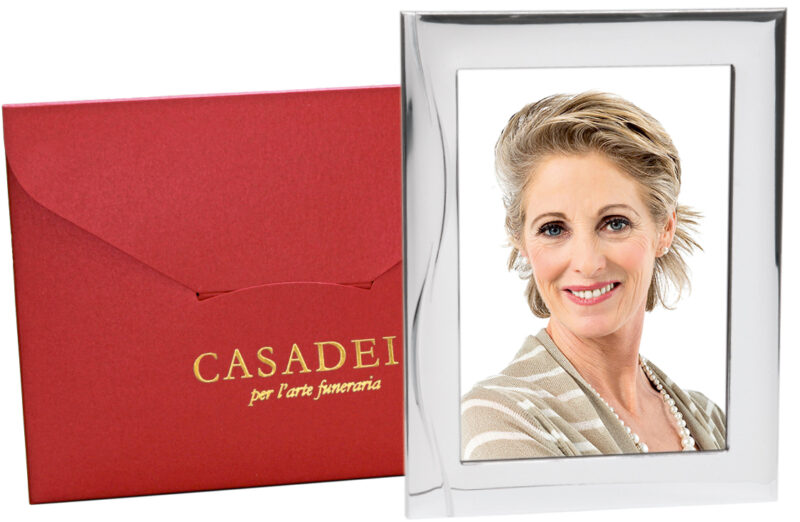 Cornice portafoto in metallo "Collezione Mascagni" con scatola bordeaux personalizzata